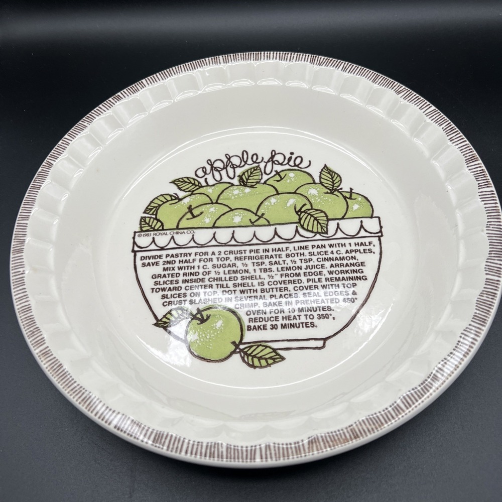 Vintage Royal China by Jeanette USA 11" Apple Pie Deep Dish Pie Plate w/ Recipe